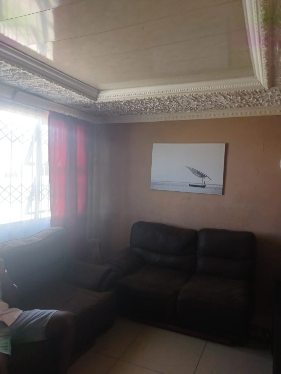2 Bedroom Property for Sale in Mdantsane Nu 1 Eastern Cape